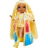 MGA Entertainment Rainbow High Winter Wonderland Doll - Sunny (Yellow), Puppe 