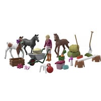 Schleich Horse Club Adventskalender 2025 - Weihnachtswunder Fohlenaufzucht, Spielfahrzeug